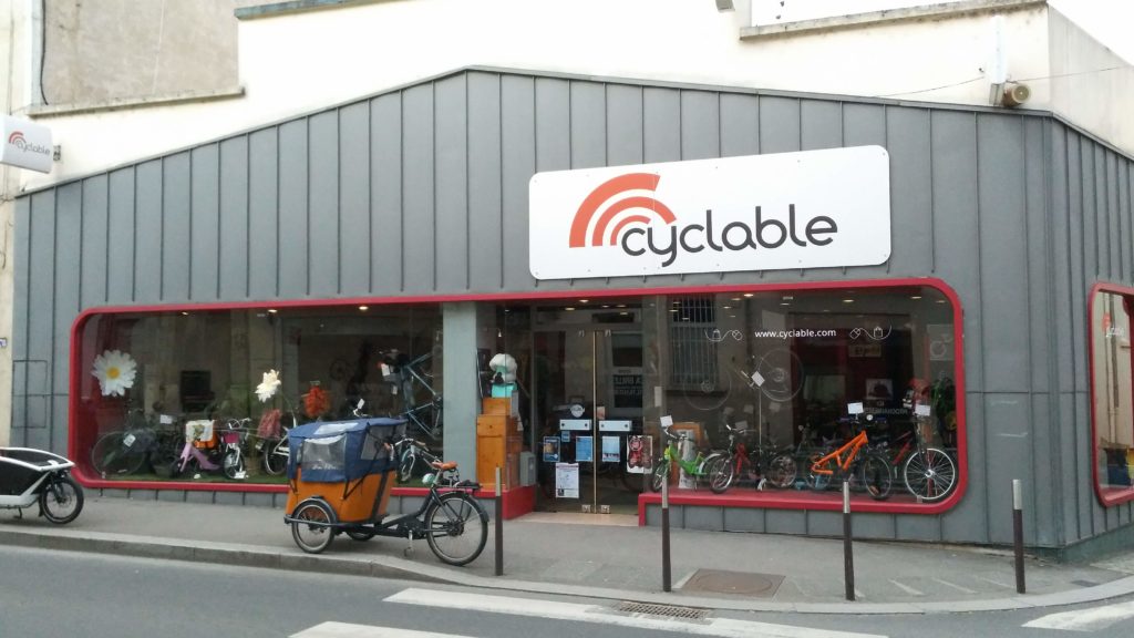 Façade extérieure magasin Cyclable Oullins