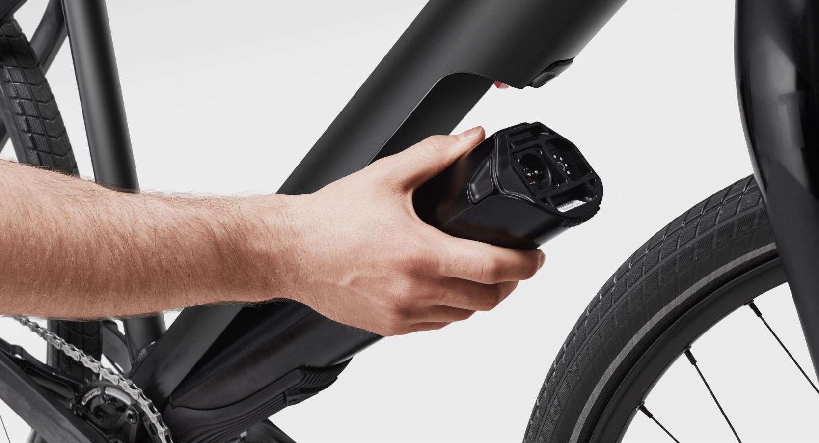 Démontage moteur Fazua sur un vélo de course électrique