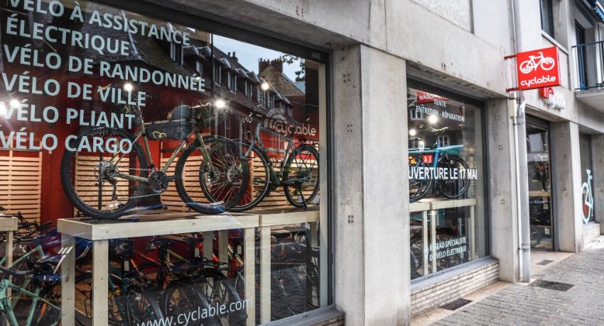 Cyclable Besançon : VAE, cargos et vélos de voyage débarquent en centre-ville