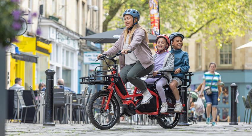 Meilleurs vélos cargo 2026 : quel modèle choisir pour remplacer la voiture en ville ?
